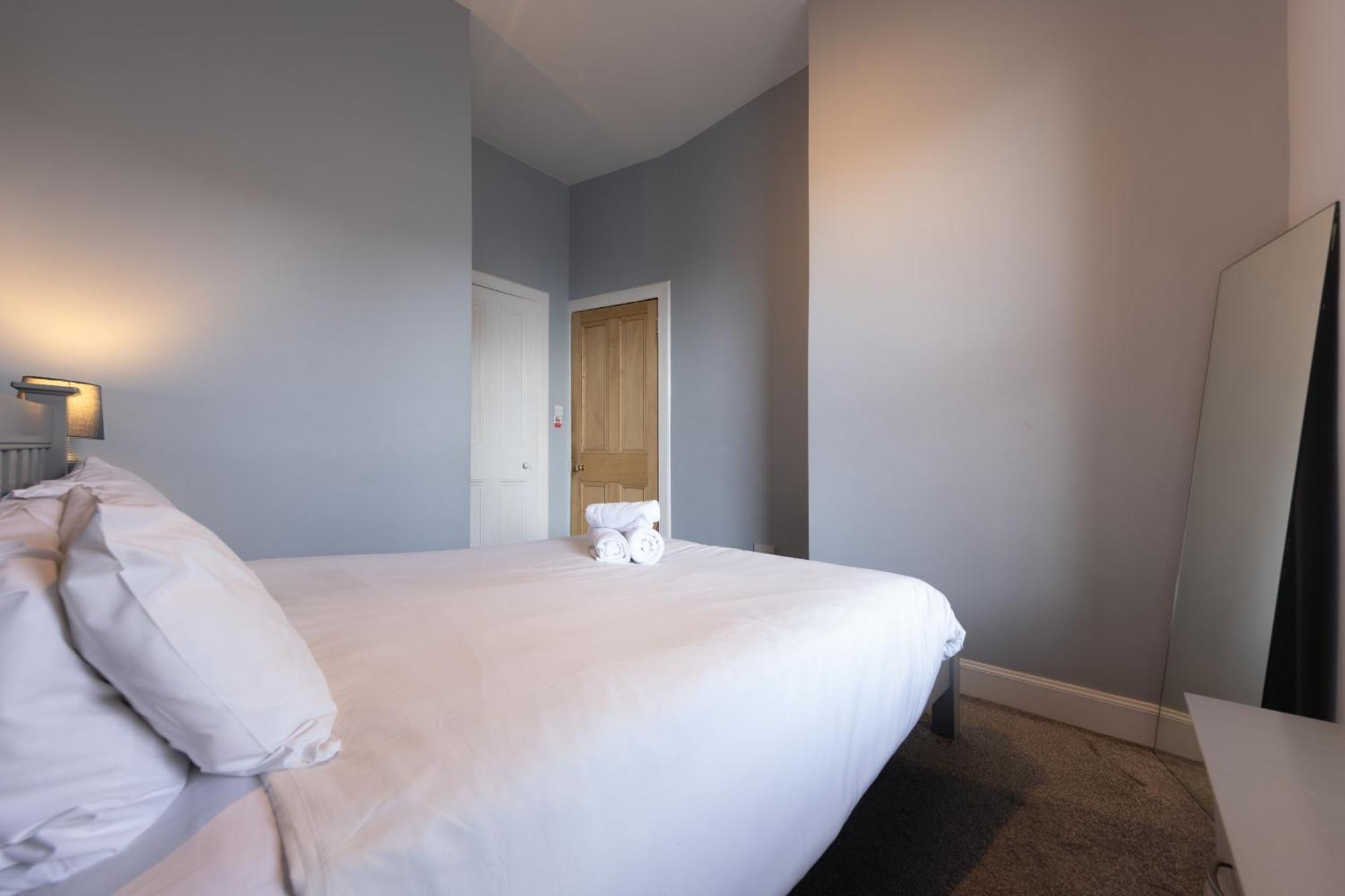 Bright 1 Bedroom Apartment Near City Centre Edinburgh Ngoại thất bức ảnh